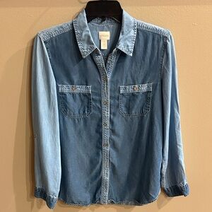 Chico's chambray denim Blue Casual Button Down Shirt tencel fabric long sleeves